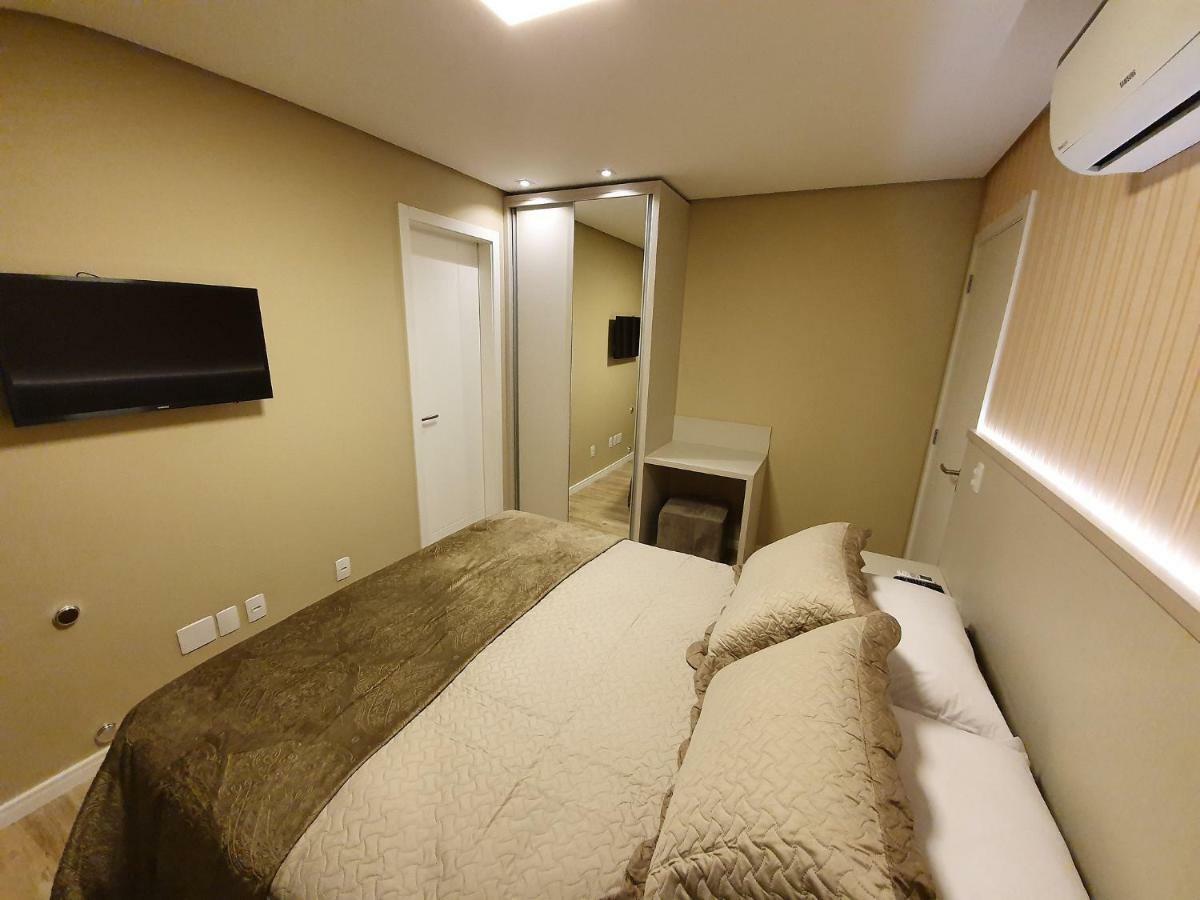 גראמדו Apto Luxo 800M R. Coberta | 2 Suites | Mobiliado מראה חיצוני תמונה